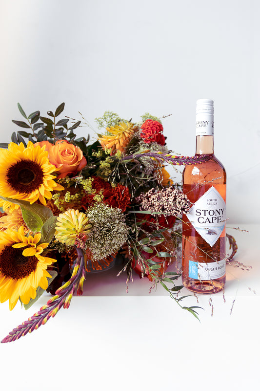 Geschenkpakket Boeket Flower Lady* + Rosé wijn Syrah (Zuid Afrika)